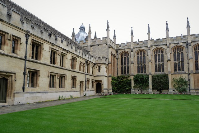 OXFORD UNIVERSITY