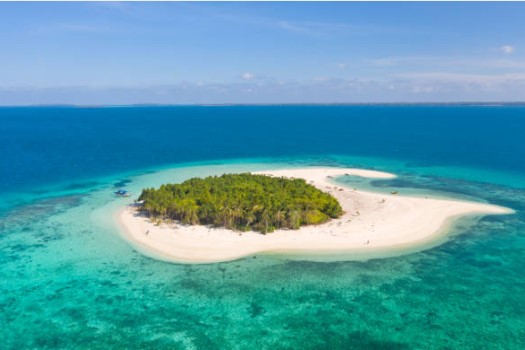 The Top 10 Smallest Islands in the Philippines